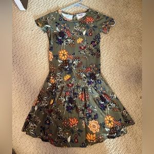 DDS flapper style dress, size 5/6, keyhole back